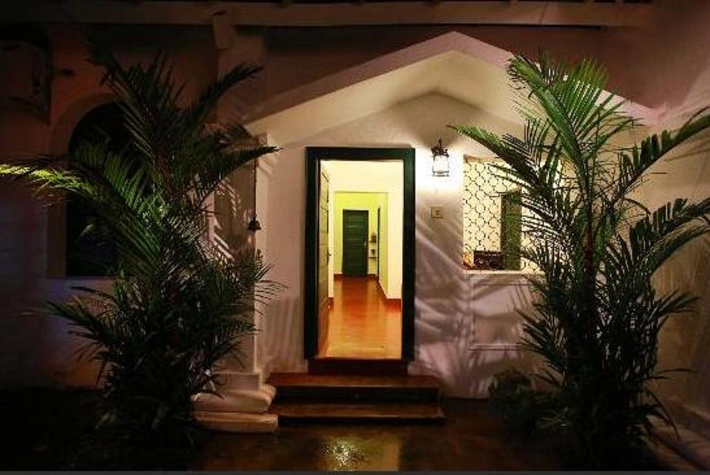Bed and Breakfast Elphinstone Residency Коччи Экстерьер фото